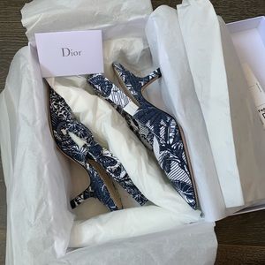Christian Dior Toile De Jouy in Tropical
